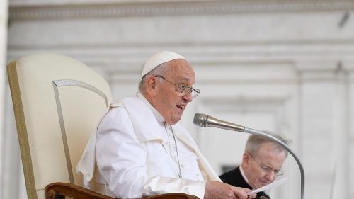 Paavi Franciscus: Nöyryys ja hiljaisuus on valtasi salaisuus