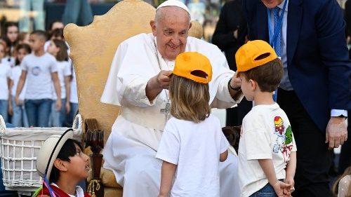 Pope at WCD in Rome's Olympic Stadium 