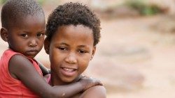 Bambini africani (foto d'archivio)