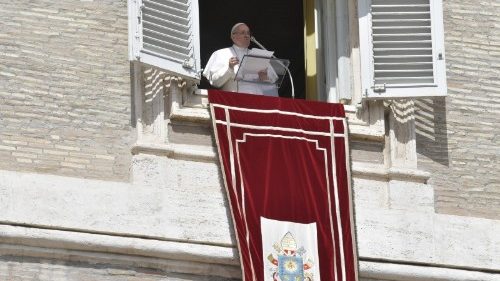 Pope's Angelus of 11 March 2018 