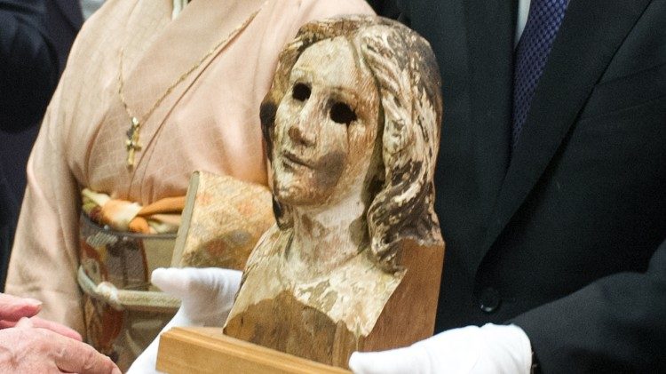 Głowa figury Maryi  z Nagasaki, ocalona w ataku nuklearnym 