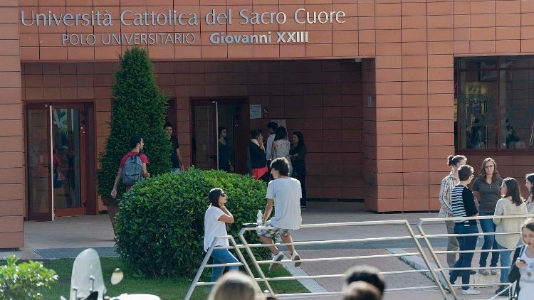 Католическия университет "Пресвето Сърце Исусово" в Рим