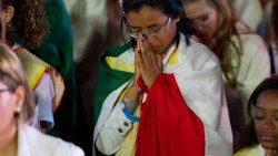 Християни в Бразилия по време на молитва
