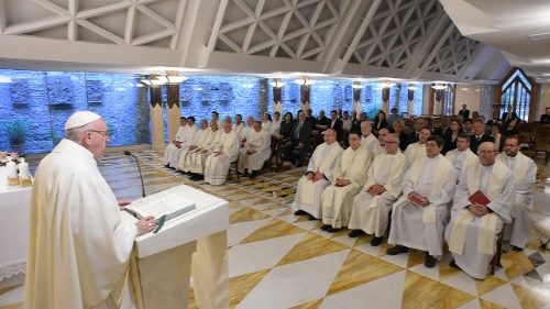 Papa: la seduzione degli scandali distrugge Stati e persone