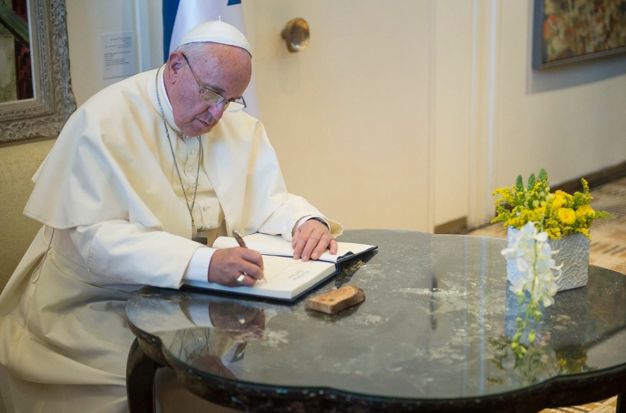 Francisco firmó el decreto de la Orden de Malta