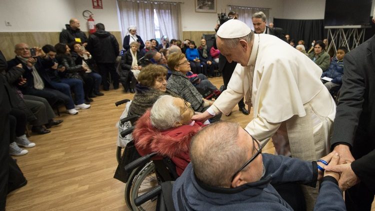 2015.02.08 papa francesco incontra disabili