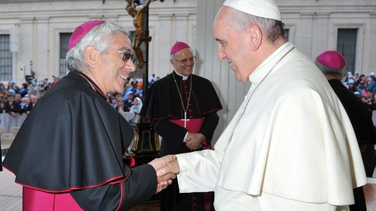 Erzbischof Pennisi von Monreale mit dem Papst