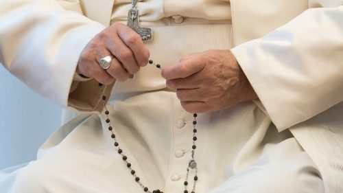 Les Papes et la prière du Rosaire