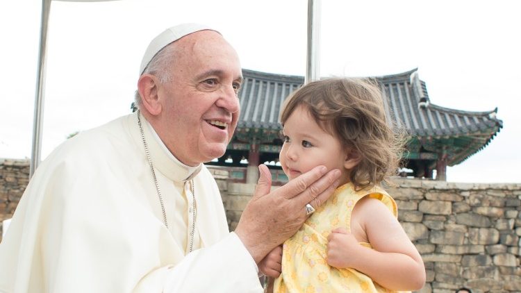 教宗方濟各於2014年牧靈訪問南韓