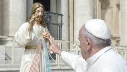 Papa Francesco Sacro cuore di Gesu