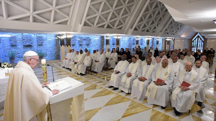 L' omelia di Papa Francesco nella messa del mattino a Casa Santa Marta