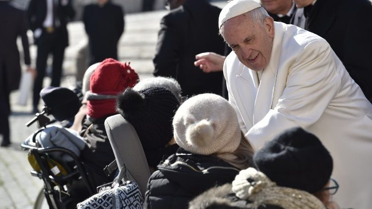 教宗问候病患和残疾人士