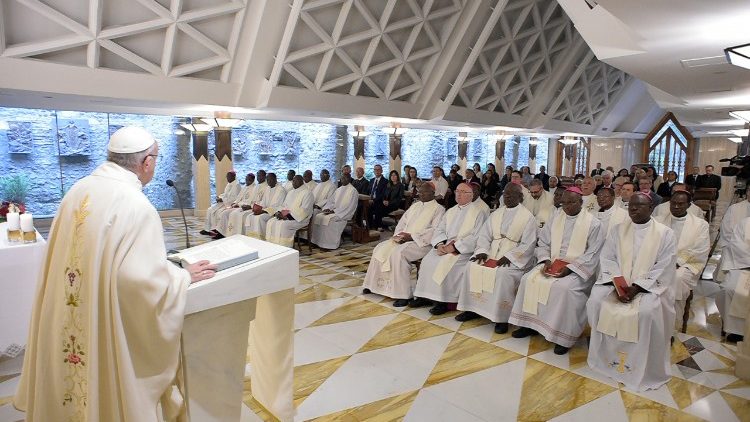 Папа проповідує в каплиці "Дому святої Марти" 28-05-2018