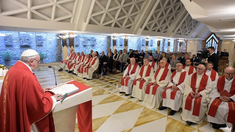 Papa Franjo slavi misu u Domu svete Marte