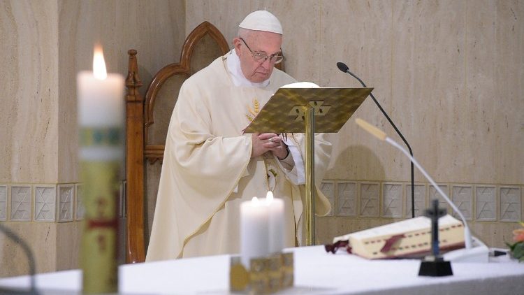 Papa Franjo tijekom mise u Domu svete Marte; 16. travnja 2018.