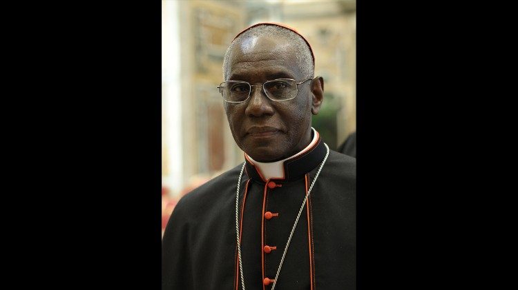 Cardinalul Robert Sarah, prefectul Congregației pentru cultul divin