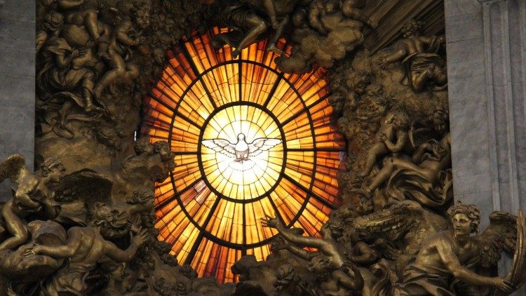 Šventosios Dvasios simbolis šv. Petro bazilikoje
