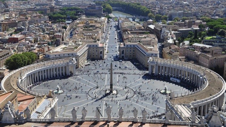 Колоннада Бернини в Ватикане
