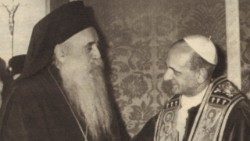 Papa Pablo VI y el Patriarca Atenágoras.