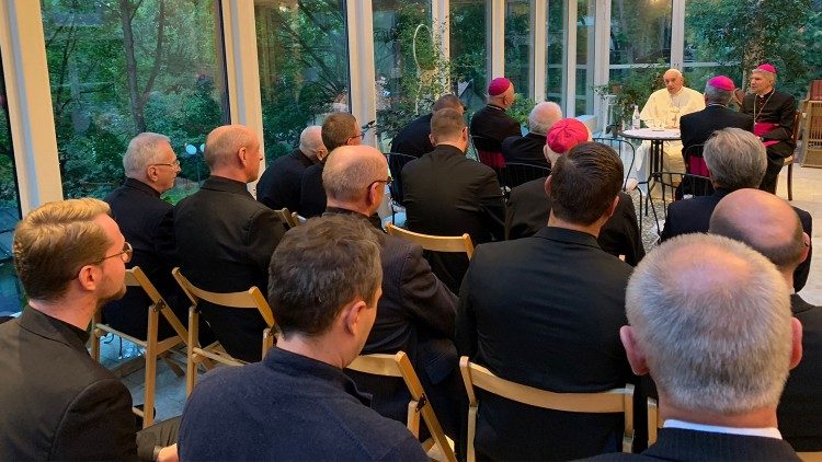 Popiežiaus Pranciškaus susitikimas su jėzuitais nunciatūroje Vilniuje 2018 m. rugsėjo 23 d.