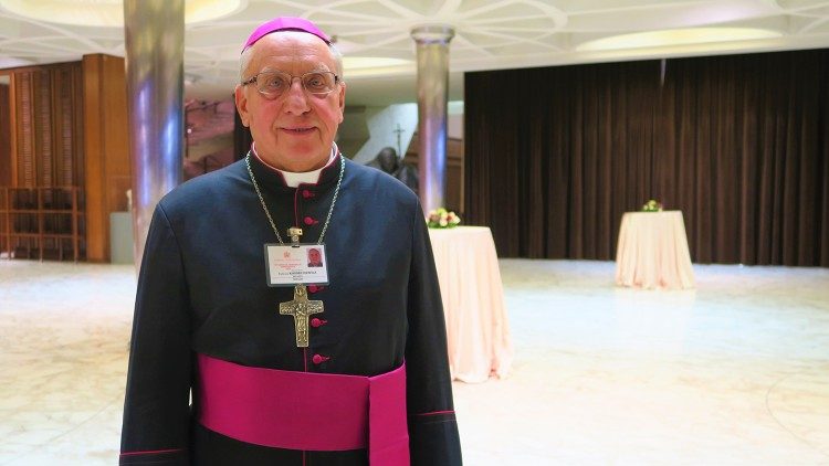2018.10.04  Mons. Tadeusz KONDRUSIEWICZ, Arcivescovo di Minsk-Mohilev, Presidente della Conferenza Episcopale Bielorussa al sinodo 2018