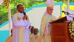 Bishop Eusebius Alfred Nzigilwa (on the left)