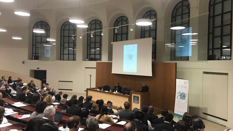 Na Papeški univerzi Gregoriana poteka mednarodna konferenca o človekovih pravicah