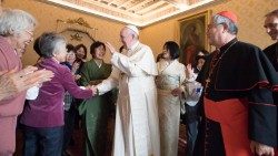 Kardinál Maeda na stretnutí s pápežom Františkom (2018)