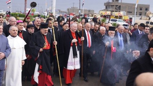 Kardinál Parolin sa vrátil z Iraku: Kresťania sú pevní, túžia po návšteve pápeža