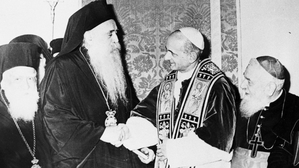 Papa Pali VI takon Patriarkun ortodoks Atenagora në vitin 1964
