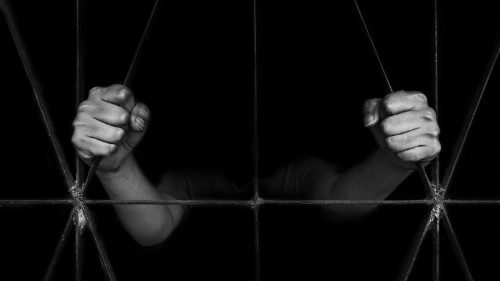 Ako skoncovať s beztrestnosťou obchodovania s ľuďmi?