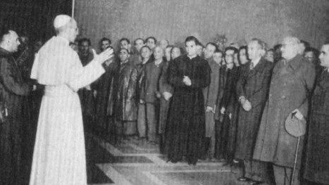 Pope Pius XII meets with a group of Jews who survived the Nazi concentration camps