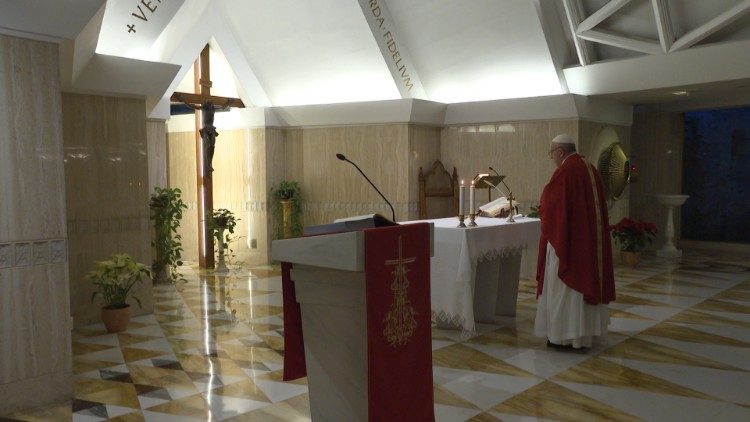 Papa Franjo u kapeli Doma svete Marte