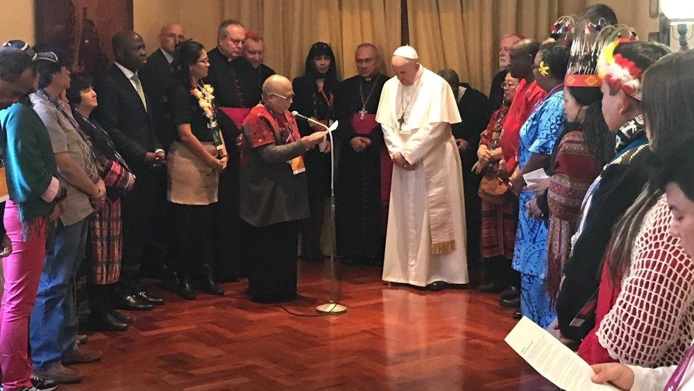 Le Pape à la rencontre des peuples autochtones lors du dernier Forum organisé en 2019 au FIDA.