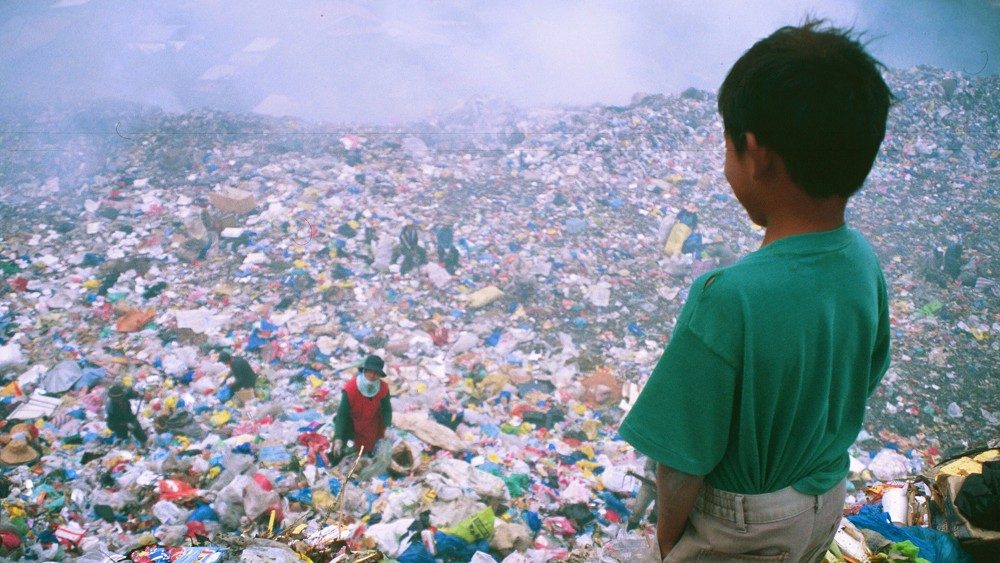 2019.03.14 discarica, degrado ambientale, inquinamento, ambiente, plastica, rifiuti, immondizia