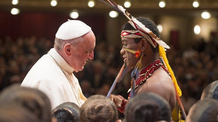 Voyage apostolique au Pérou: le Pape rencontre un représentant indigène (janvier 2018)