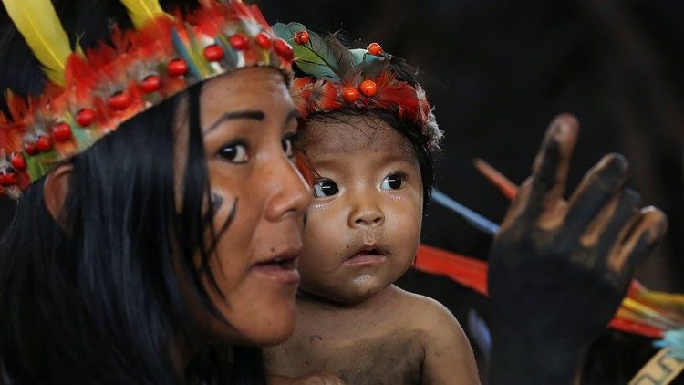 2019.03.18 indigeni, bambini in Amazzonia, abitanti foresta amazzonica