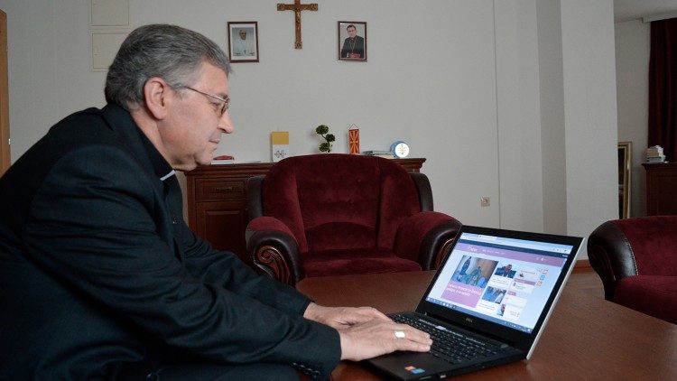 2019.04.08 Mons. Kiro Stojanov, vescovo di Skopje, Macedonia