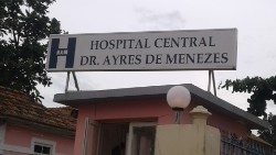 Hospital Central Dr. Ayres de Menezes, em São Tomé e Príncipe