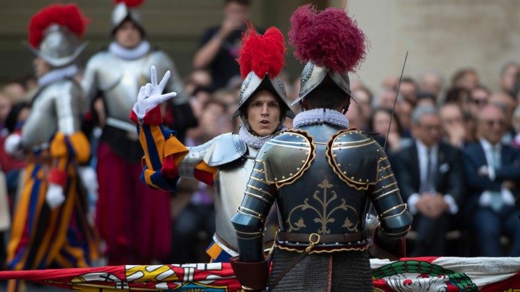 Vatican. Jurământul gărzilor elveţiene din 6 mai 2021
