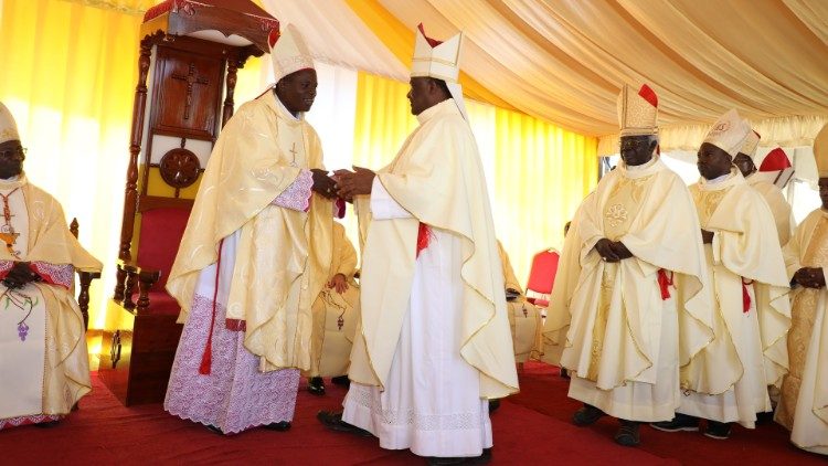 Les évêques de Tanzanie.