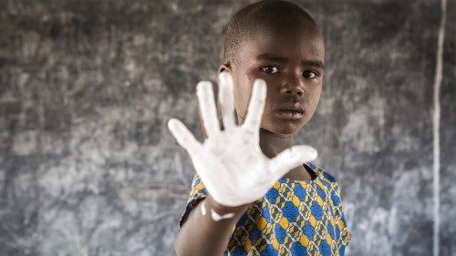 Afrika: Millionen von Kindern auf der Flucht wegen Klima