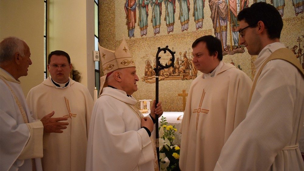 Mons. Gino Reali ako biskup diecézy Porto-Santa Rufina pravidelne prichádzal do Pápežského slovenského kolégia sv. Cyrila a Metoda (23. mája 2019)