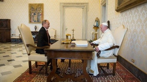 Pápež František v júli prijme ruského prezidenta Putina