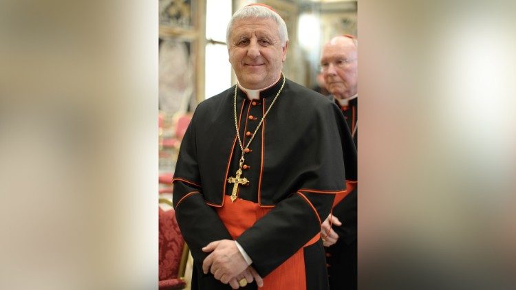 Kardinal Giuseppe Versaldi, prefekt Kongregacije za katoliško vzgojo.