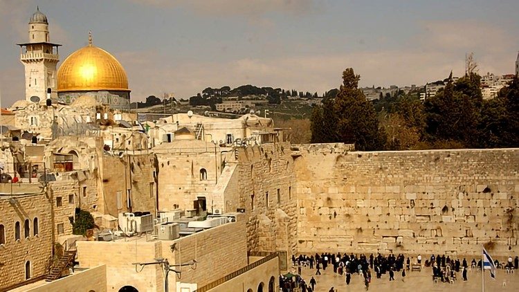 Le Mur des Lamentations et la mosquée Al Aqsa, à Jérusalem. 