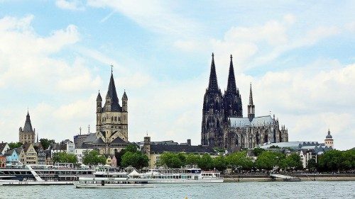 D: Kölner Gutachten markiert Neubeginn, sagt Kardinal Woelki