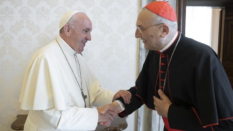 El Papa Francisco con el Cardenal Mario Zenari