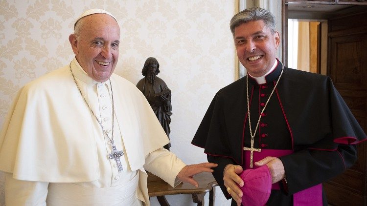 Popiežius Pranciškus ir Jose Avelino Bettencourtas