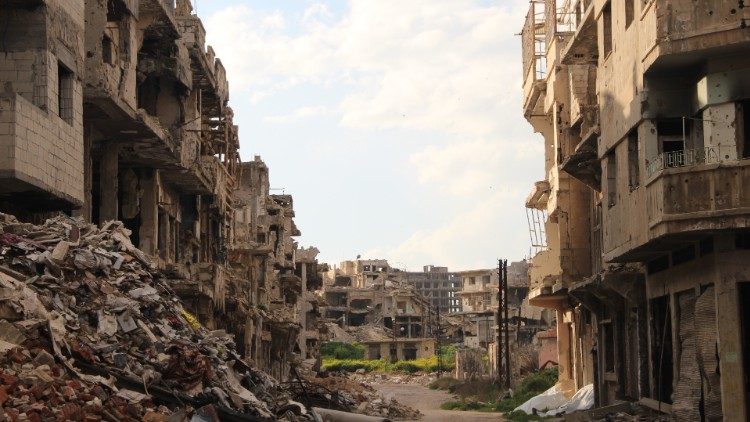 Một thành phố ở Syria bị đổ nát (17/07/2019)